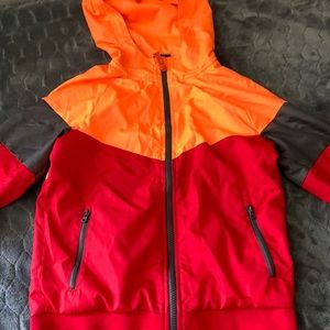 Size:10/12. Color:Red and Orange